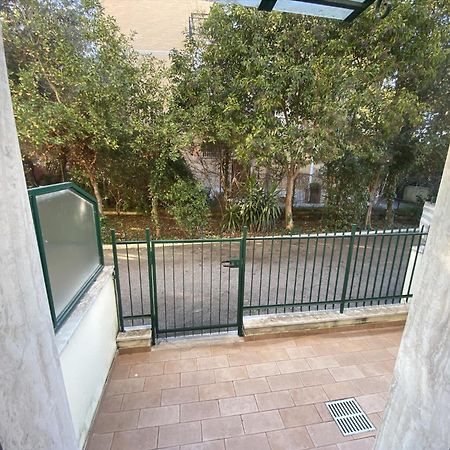 Appartamento Moderno A 15 Minuti Dal Centro Di Roma Bagian luar foto